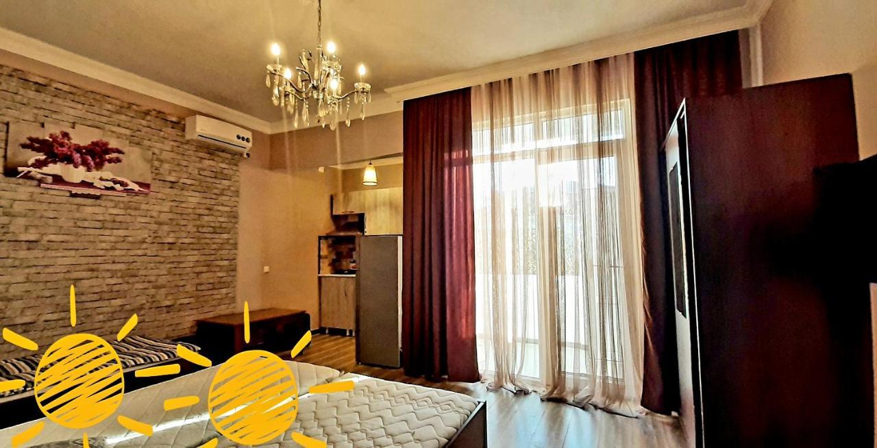 Tamazi Hotell Kobuleti Exteriör bild