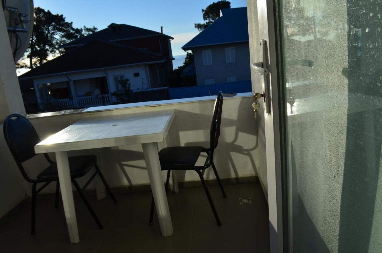 Tamazi Hotell Kobuleti Exteriör bild