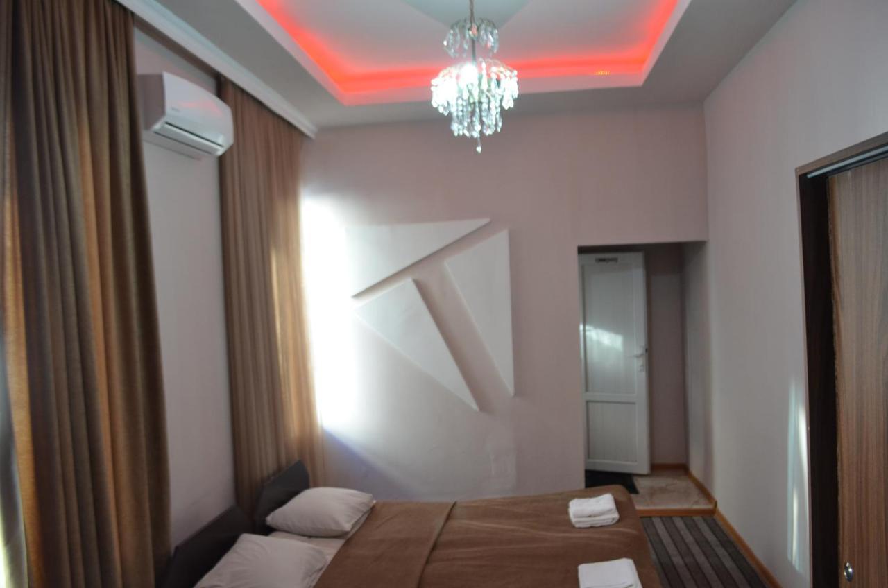 Tamazi Hotell Kobuleti Exteriör bild